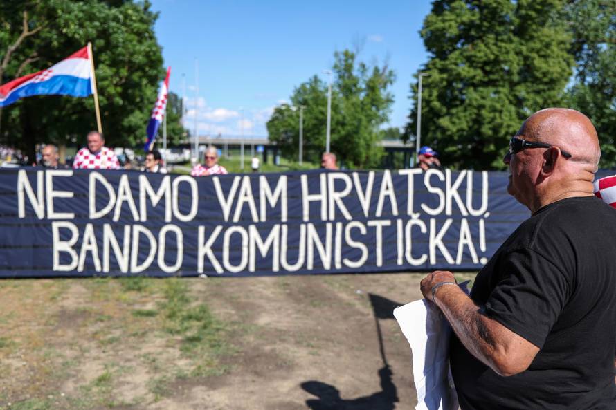 Zagreb: Branitelji dolaze na Trnjanske kresove