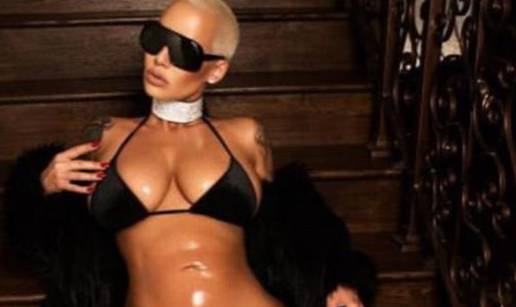 Amber Rose pokazala dlakavo međunožje i uzburkala strasti