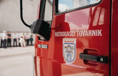 Tuga u Tovarniku, vatrogasci se opraštaju od poginulog kolege: 'Dragi naš Zvonko, hvala za sve'