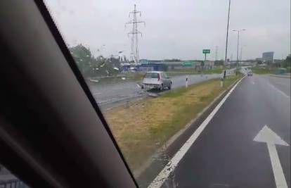 Trubili, blicali, ali ništa: Vozio auto u krivom smjeru u Osijeku