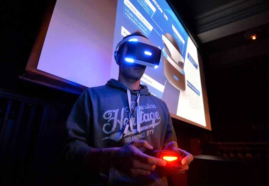 Zvijezde Bug Future Showa bili su učitelji i novo obrazovanje