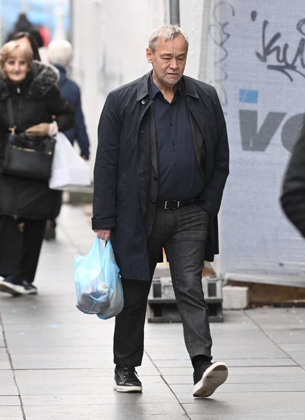 Zagreb: Dinko Čutura prosetao gradom
