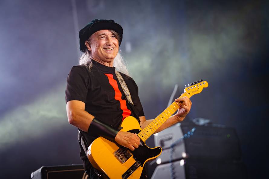 Plavi orkestar oduševio pulsku Arenu: 'Ovo je poseban koncert'