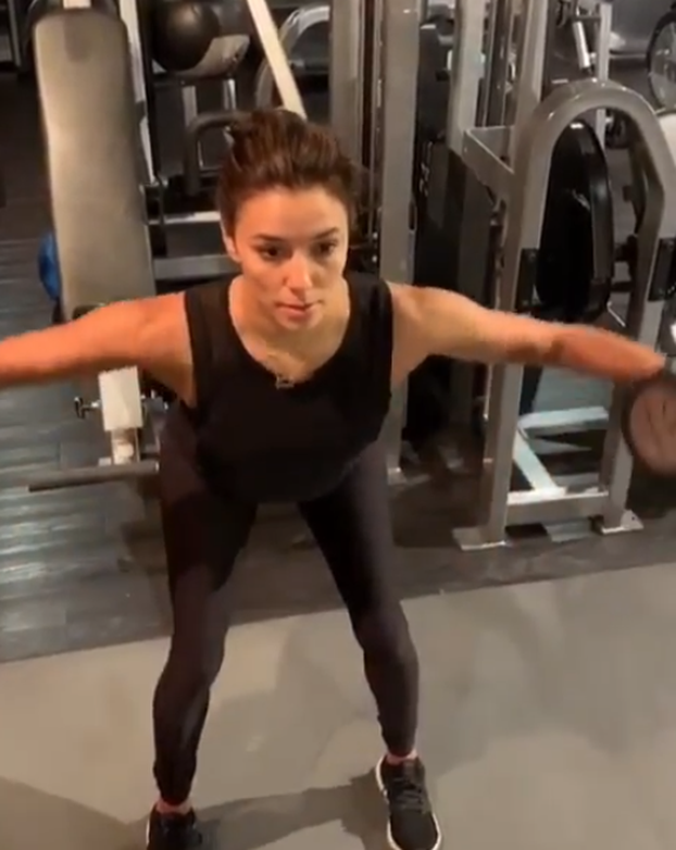 FOTO Guze kao isklesane! J.Lo, mama Renata, Nives i Longoria ne štede se u teretani