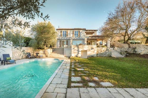 FOTO Pogledajte luksuznu vilu, rentaju je Tarik i Lejla Filipović