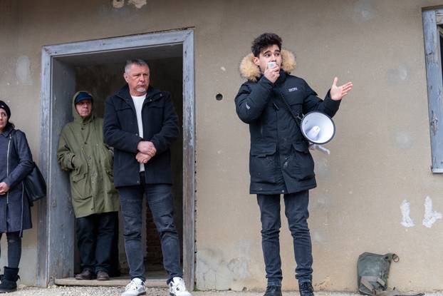 U Gospiću održan prosvjed radi odlaganja opasnog otpada 