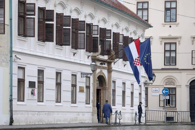 Zagreb: Nakon pokušaja ubojstva policajca pristup Markovom trgu je ograničen