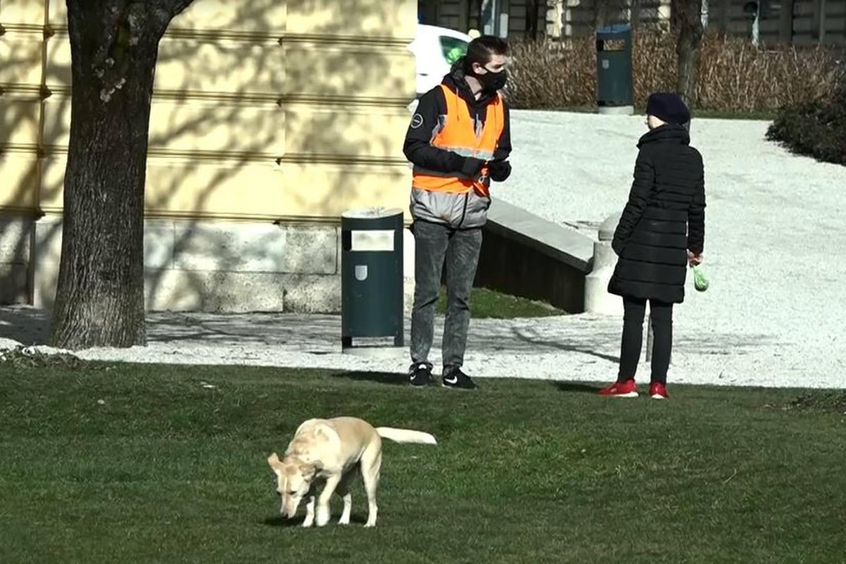 Glumio Covid redara u Zagrebu: 'Gospođo, zašto vaš pas nema masku? Napisat ću vam kaznu'