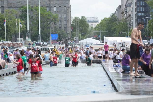 Beogradski maturanti proslavili zadnji dan škole