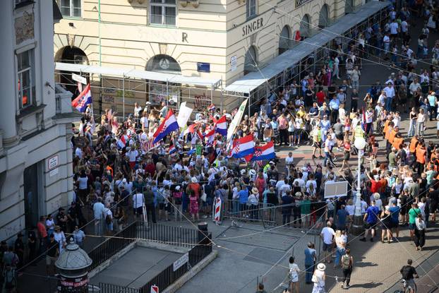 Tisuće prosvjednika preplavile središte Zagreba zbog otpada u Lici