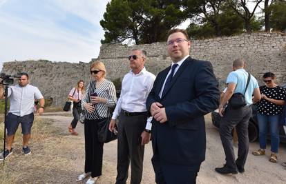 Ministar je u Šibeniku obišao radove na tvrđavi sv. Ivana