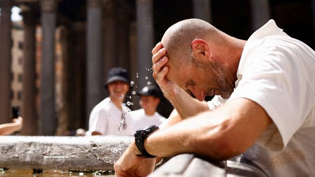 FILE PHOTO: Heat wave hits Rome as temperatures expected to rise further