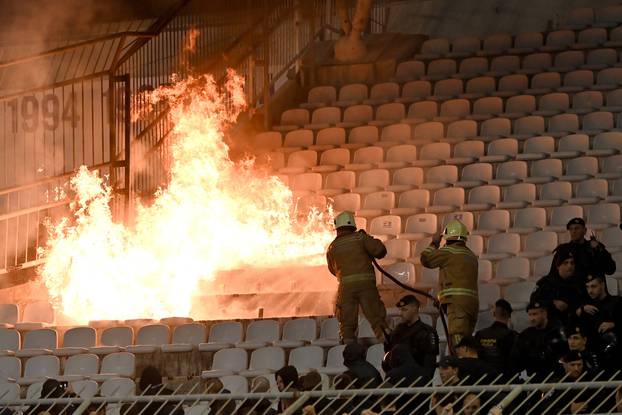Split: Požar na tribini nakon utakmice Hajduka i Dinama