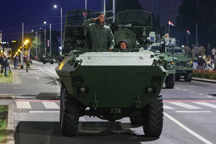 Zagreb: Generalna proba sve?anog vojnog mimohoda