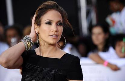 Jennifer Lopez strance na ulici gnjavi slikama djece