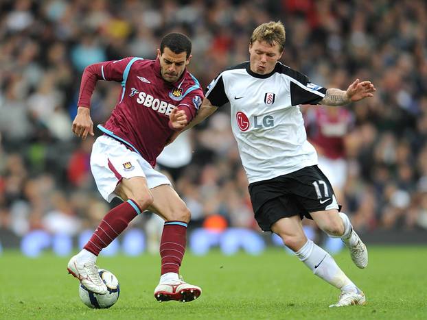 Soccer - Barclays Premier League - Fulham v West Ham United - Craven Cottage