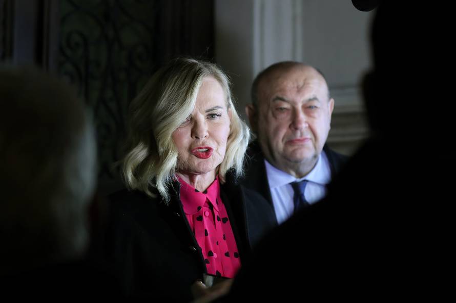 Prodanović u šali o jamčevini: 'Ako možete  nešto pomoći...'