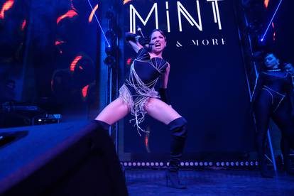 Koncert Sare Jo u klubu Mint