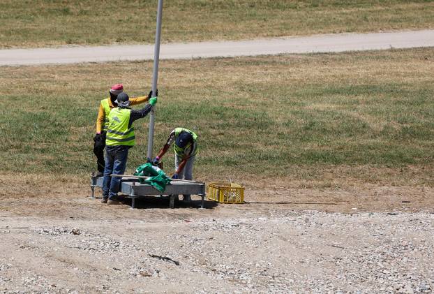 Zagreb: Radovi na hipodromu uoči koncerta Marka Perkovića Thompsona