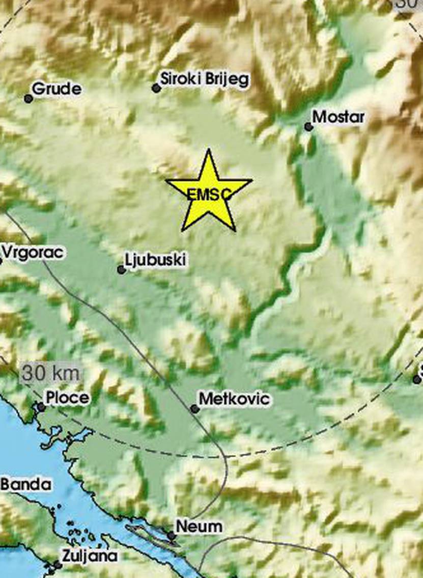 Potres uznemirio Dalmatince i Hercegovce: 'Treslo je i tutnjalo'