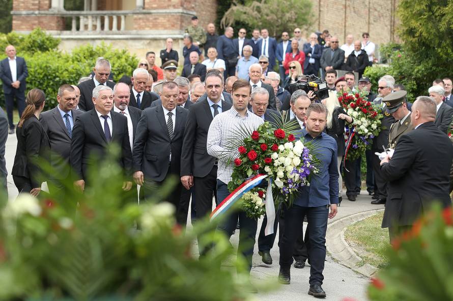 Obljetnica smrti: Položili su vijence na grob Gojka Šuška