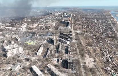VIDEO Pogledajte armagedon u Mariupolju: 'Ljudi su tu živjeli mirno, a onda je došao kanibal'
