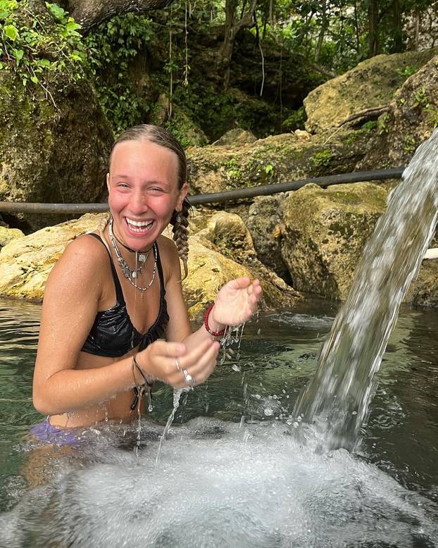 FOTO Tara nikad do sad nije bila zaljubljena. Nada se da će se to promijeniti u 'Love Island Adria'