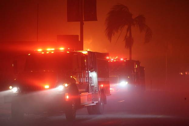 100 FOTOGRAFIJA UŽASA Ovo su vatrogasci snimili u paklu LA-a!