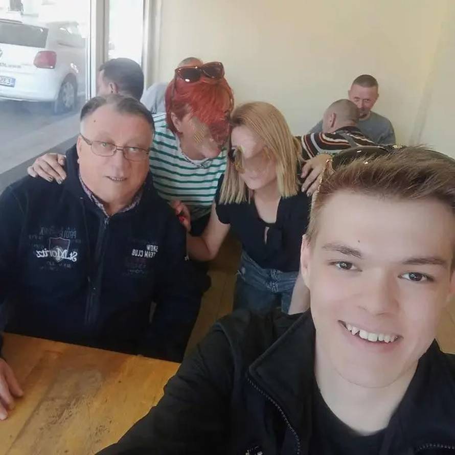 Iris je snimila dirljivi video: 'Halid Bešlić je mojoj majci na umoru pjevao Romaniju...'