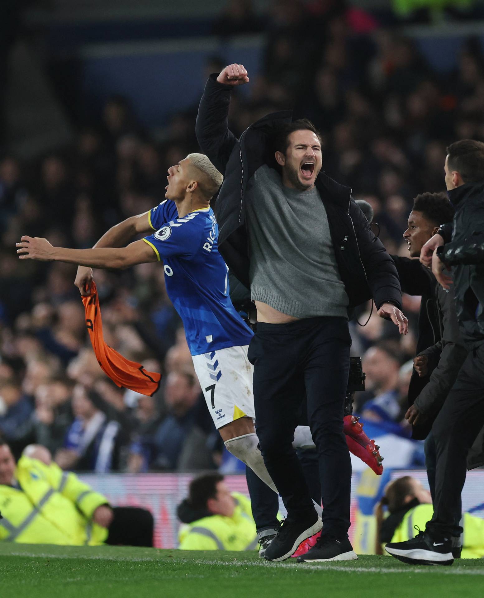 Premier League - Everton v Newcastle United