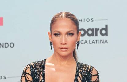 'Živa vatra' J.Lo: Ispod haljine nije bilo mjesta za donje rublje