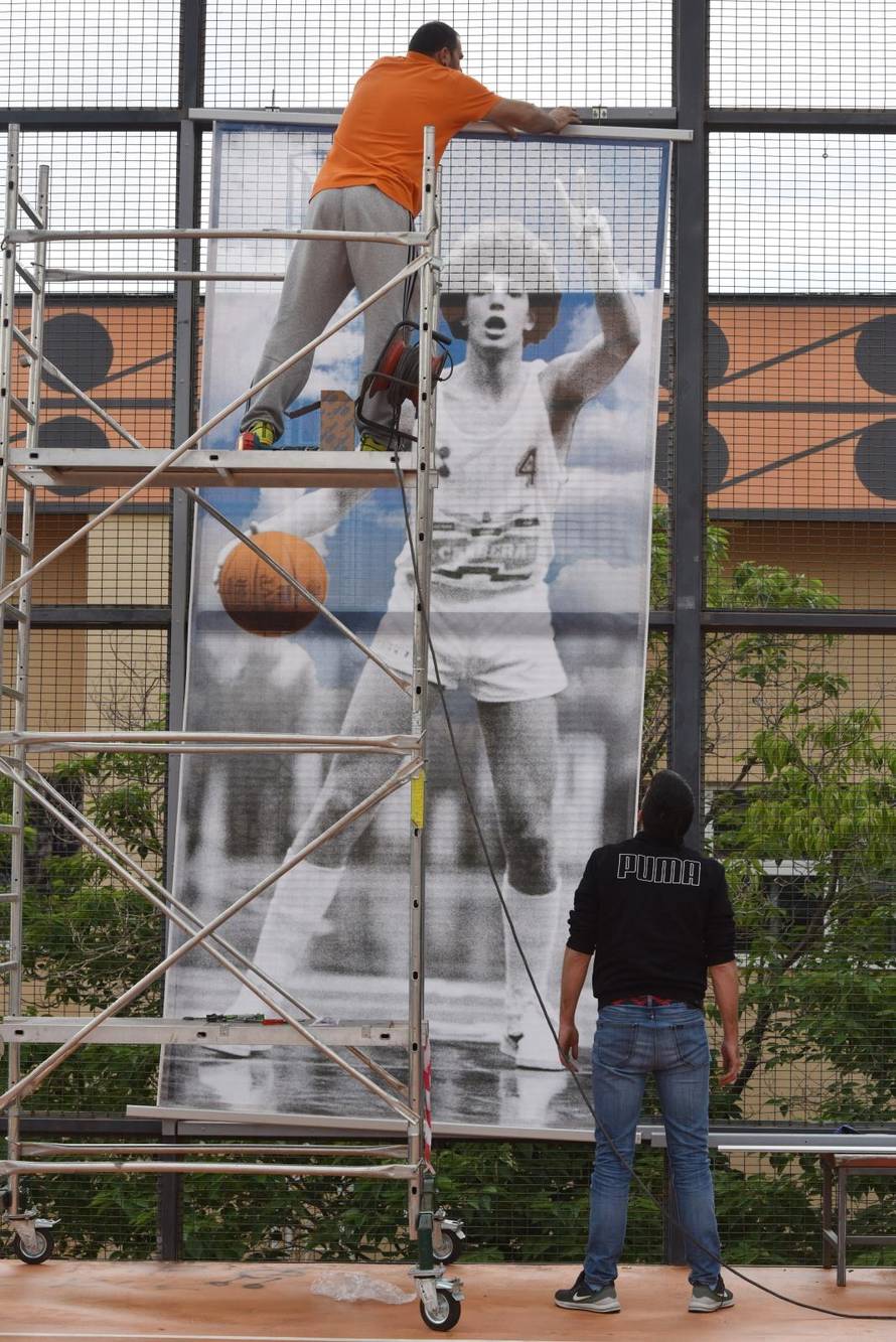 Kapetan nikad ne umire: Novi Draženovi baneri na Baldekinu