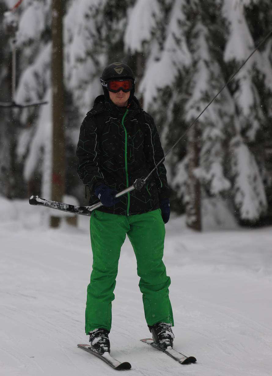 Zagreb: Započela skijaška sezona na Sljemenu 