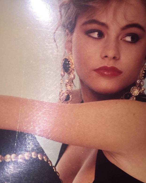 FOTO Ona obožava nositi tange, bez obzira na svoje godine! Evo kako se mijenjala Sofia Vergara