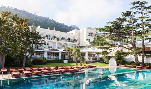 Biste li dali 1200 eura za noć u hotelu s privatnom plažom? Čekajte dok ne zavirite unutra!