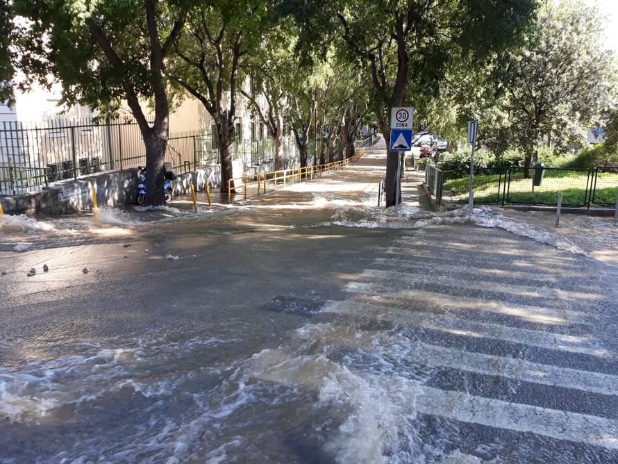 'Mi smo prvi splavari iz Splita, a za ovo su nam nudili i novac'