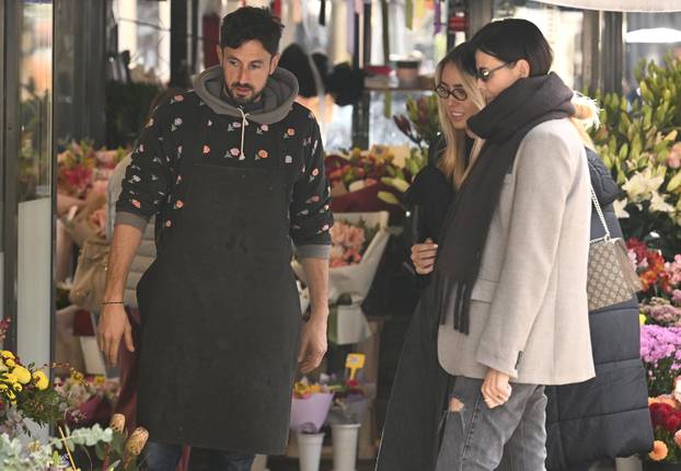 Zagreb: Anica Kovac sa kcerkom kupovala cvjece