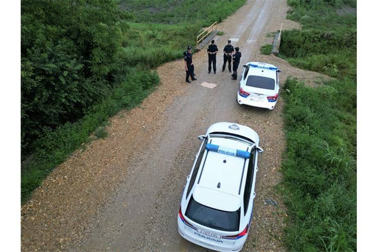 FOTO  Mladići ukrali 500 kila krumpira s njive. Međimurski policajci i dronom love lopove