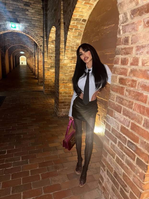 FOTO Potrošila više od 100 tisuća eura kako bi izgledala kao 'ljudska barbika' - Liječnici zgroženi