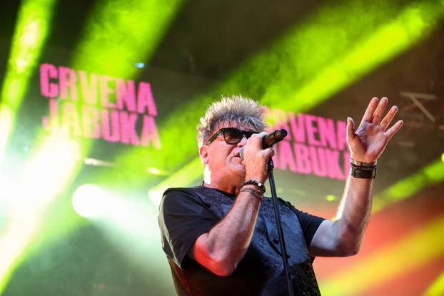Zagreb: Koncert Crvene jabuke u Areni Zagreb