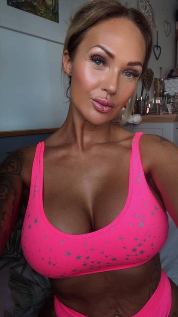 FOTO Muškarci uzdišu za njom već 20 godina: 'Natjecanje u bikiniju promjenilo mi je život'