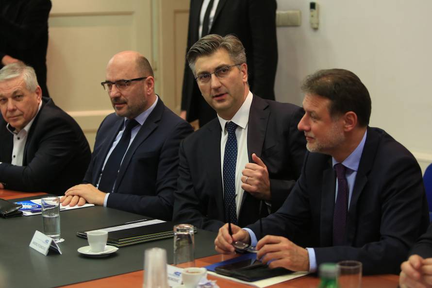 'Nije Penava nadležan da vodi politiku HDZ-a, već njegov vrh'