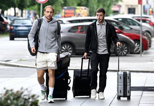 Nogometaši počeli pristizati na okupljanje u Zagrebu