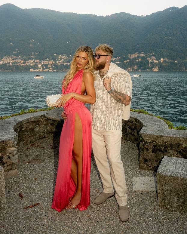 FOTO Jutta je čudo! Evo kako izgleda kad iz kombinezona uskoči u bikini. I tada dominira