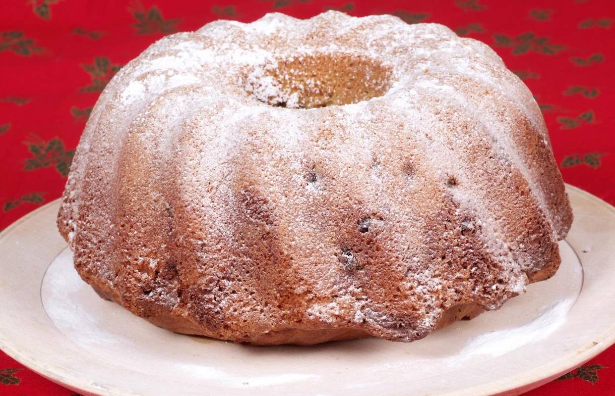 Božićni kuglof: Recept za pravu blagdansku poslasticu koji će zadovoljiti i zahtjevnija nepca