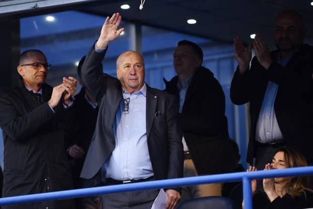 Zagreb: Velimir Zajec pozdravio navijače uoči susreta Dinama i Slavena