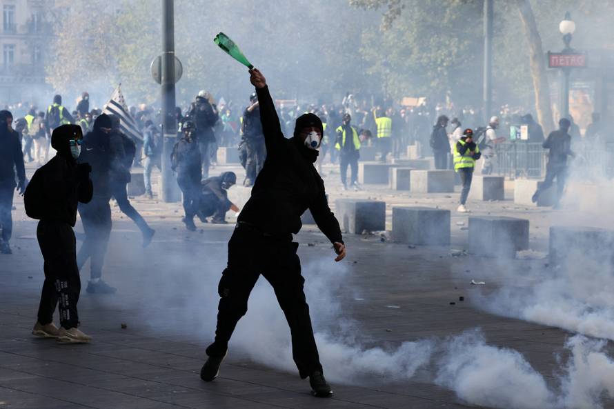 Nationwide protests in France against the cost of living