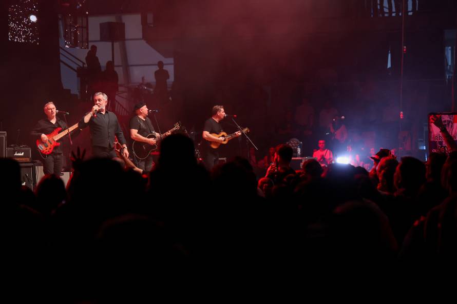 Frankfurt: Hrvatska noć u Suwag Energie Areni