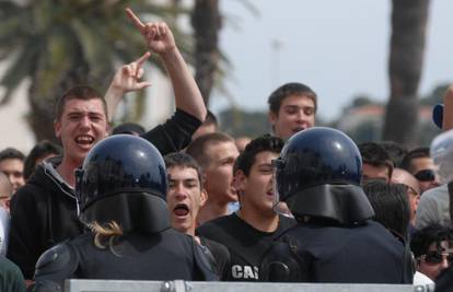 Policija uhitila devet ljudi zbog nasilja na Gay Prideu u Splitu