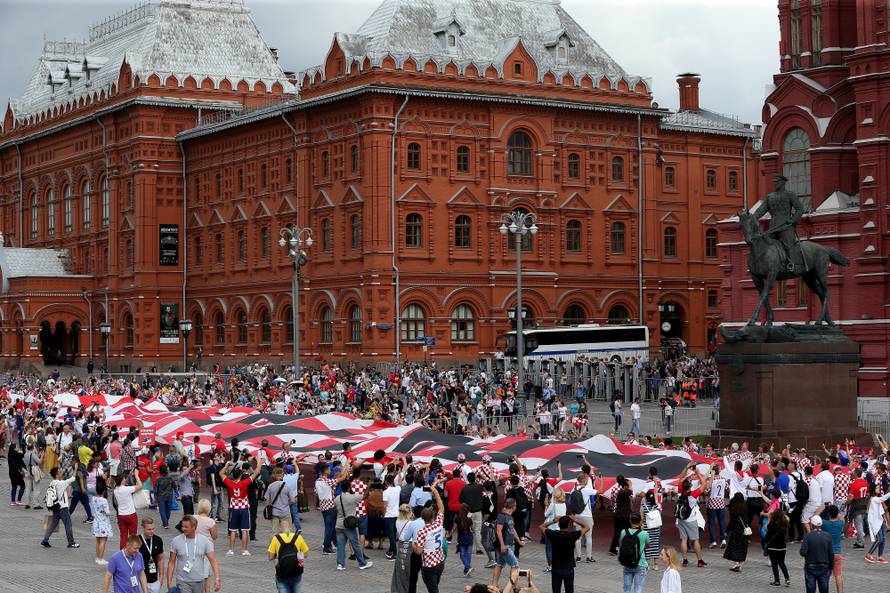 'Crven-bijeli' trg u Moskvi: Za Hrvate navijao i Steven Seagal